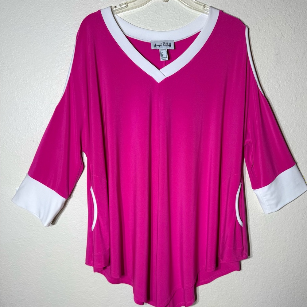 Joseph Ribkoff Womens top Flare bottom Cut out trimmed shoulder Beautiful Classy